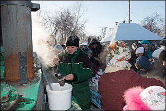 Самая долгожданная свадьба 2016 года   В Барнауле прошла первая свадьба в мире среди макак. Как это было? Смотрим фоторепортаж с места событий. 