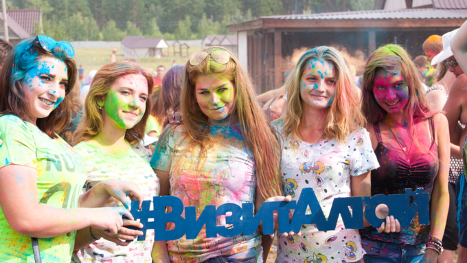 15 июля 2017 с., Завьялово   Вкусно и весело: как прошел фестиваль на Завьяловских озерах Алтая