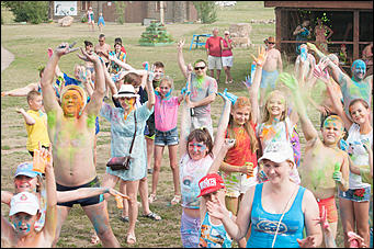 15 июля 2017 с., Завьялово   Вкусно и весело: как прошел фестиваль на Завьяловских озерах Алтая