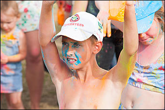 15 июля 2017 с., Завьялово   Вкусно и весело: как прошел фестиваль на Завьяловских озерах Алтая