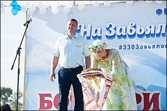 15 июля 2017 с., Завьялово   Вкусно и весело: как прошел фестиваль на Завьяловских озерах Алтая