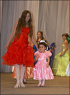 27 апреля 2007 г., Барнаул   В Барнауле прошел фестиваль-конкурс "Звезда Сибири и Севера 2007"