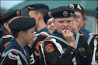 4 сентябрь 2015 г., Барнаул   Тренировочный полет пилотажной группы "Стрижи".