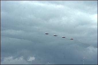 4 сентябрь 2015 г., Барнаул   Тренировочный полет пилотажной группы "Стрижи".