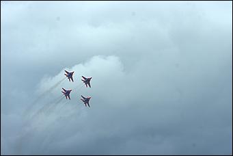 4 сентябрь 2015 г., Барнаул   Тренировочный полет пилотажной группы "Стрижи".