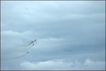 4 сентябрь 2015 г., Барнаул   Тренировочный полет пилотажной группы "Стрижи".