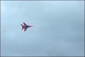 4 сентябрь 2015 г., Барнаул   Тренировочный полет пилотажной группы "Стрижи".