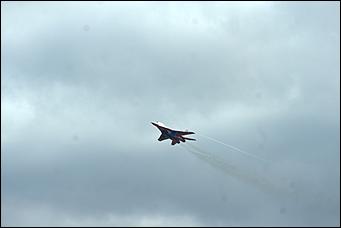 4 сентябрь 2015 г., Барнаул   Тренировочный полет пилотажной группы "Стрижи".