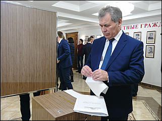 6 октябрь 2016 г., Барнаул © Амител Вячеслав Мельников   Первая сессия седьмого созыва депутатов АКЗС