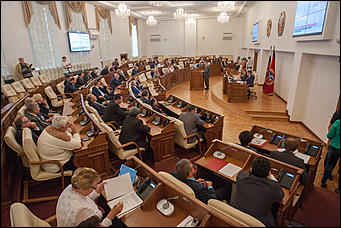 22 сентябрь 2016 г., Барнаул © Амител Вячеслав Мельников   В последний раз депутаты шестого созыва собрались в стенах парламентского центра Алтайского края