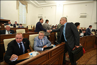 31 августа 2017 г, Барнаул. Екатерина Смолихина    Отдохнувшие и загоревшие: депутаты Алтайского Заксобрания вернулись с летних каникул