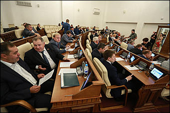 31 августа 2017 г, Барнаул. Екатерина Смолихина    Отдохнувшие и загоревшие: депутаты Алтайского Заксобрания вернулись с летних каникул