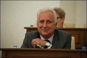 31 августа 2017 г, Барнаул. Екатерина Смолихина    Отдохнувшие и загоревшие: депутаты Алтайского Заксобрания вернулись с летних каникул