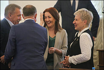 31 мая 2018 г., Барнаул. Екатерина Смолихина   Без Карлина: как прошла сессия краевого парламента в последний день весны