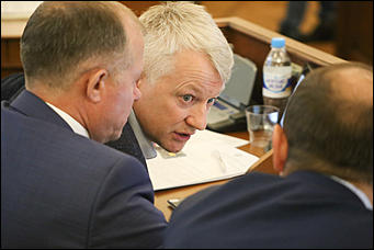 31 мая 2018 г., Барнаул. Екатерина Смолихина   Без Карлина: как прошла сессия краевого парламента в последний день весны