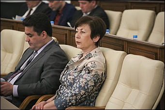 31 мая 2018 г., Барнаул. Екатерина Смолихина   Без Карлина: как прошла сессия краевого парламента в последний день весны