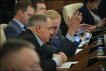 31 мая 2018 г., Барнаул. Екатерина Смолихина   Без Карлина: как прошла сессия краевого парламента в последний день весны