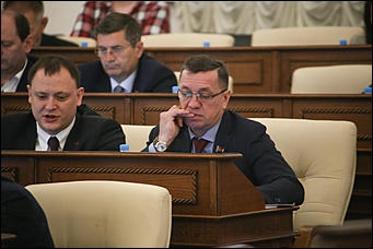 31 мая 2018 г., Барнаул. Екатерина Смолихина   Без Карлина: как прошла сессия краевого парламента в последний день весны