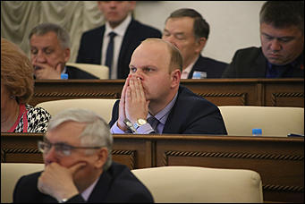 31 мая 2018 г., Барнаул. Екатерина Смолихина   Без Карлина: как прошла сессия краевого парламента в последний день весны