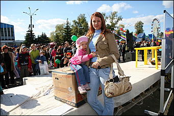 15 сентября 2007 г., Барнаул   Медиа-холдинг "Алтайская неделя плюс" сделал подарок всем барнаульцам