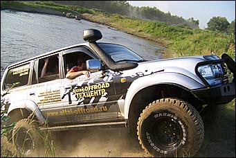 15 июля 2008 г., Барнаул   Алтайский внедорожный клуб организовал шоу