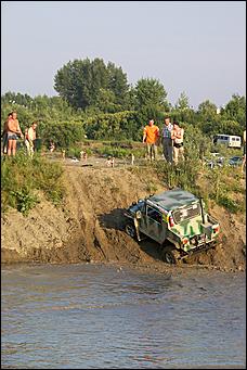 15 июля 2008 г., Барнаул   Алтайский внедорожный клуб организовал шоу