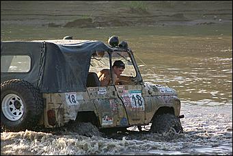 15 июля 2008 г., Барнаул   Алтайский внедорожный клуб организовал шоу