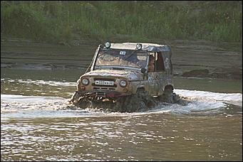 15 июля 2008 г., Барнаул   Алтайский внедорожный клуб организовал шоу