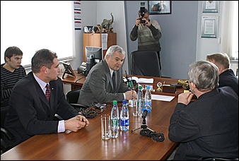 26 февраля 2007 г., Барнаул   Посещение главой Барнаула Владимиром Колгановым ООО "Алтайхолод"