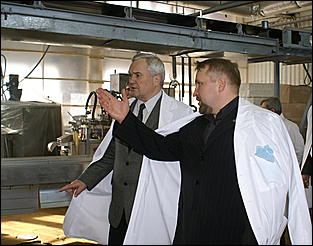26 февраля 2007 г., Барнаул   Посещение главой Барнаула Владимиром Колгановым ООО "Алтайхолод"