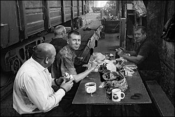 7 сентябрь 2016 г., Барнаул © Амител Вячеслав Мельников   Искры металла и грохот станков: фотопрогулка по выжившему "Алтайвагону"