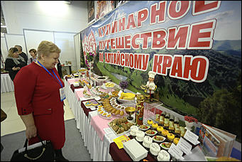 31 октября 2017 г., Барнаул. Екатерина Смолихина   Лучшие алтайские продукты показали в Барнауле на выставке "АлтайПродМаркет"