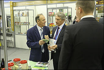 31 октября 2017 г., Барнаул. Екатерина Смолихина   Лучшие алтайские продукты показали в Барнауле на выставке "АлтайПродМаркет"