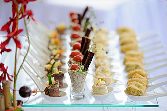 15 мая 2014г.   В дилерском центре Mitsubishi  Автоцентра АНТ прошел день открытых дверей, посвященный новому Outlander III