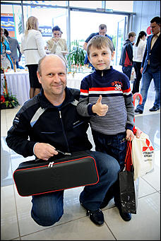 15 мая 2014г.   В дилерском центре Mitsubishi  Автоцентра АНТ прошел день открытых дверей, посвященный новому Outlander III