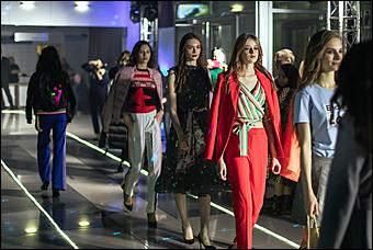 22 марта 2019 года   Автоцентр АНТ представил новую Hyundai ELANTRA на эксклюзивной закрытой вечеринке