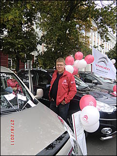 27 августа 2011 г., Барнаул   Автоцентр АНТ поздравил жителей родного города Барнаула  с праздником! 