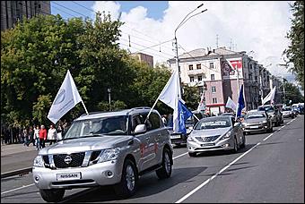 27 августа 2011 г., Барнаул   Автоцентр АНТ поздравил жителей родного города Барнаула  с праздником! 