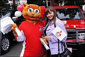 27 августа 2011 г., Барнаул   Автоцентр АНТ поздравил жителей родного города Барнаула  с праздником! 