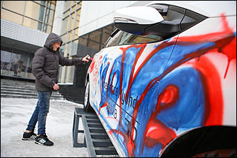 14 февраля 2015г.    Автоцентр АНТ официальный дилер Hyundai провел шоу аэрографии в День Святого Валентина