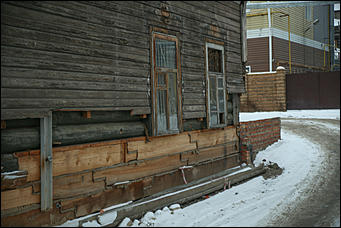 23 ноября 2017 г., Барнаул. Екатерина Смолихина   Медленно, но верно: реставрация "Аптеки Крюгеръ" в Барнауле продолжается