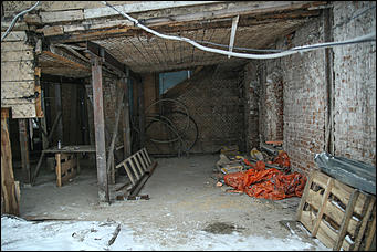 23 ноября 2017 г., Барнаул. Екатерина Смолихина   Медленно, но верно: реставрация "Аптеки Крюгеръ" в Барнауле продолжается