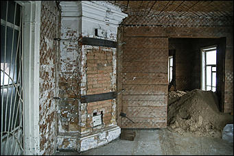 23 ноября 2017 г., Барнаул. Екатерина Смолихина   Медленно, но верно: реставрация "Аптеки Крюгеръ" в Барнауле продолжается