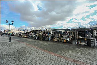 23 октября 2018 г., Барнаул. Екатерина Смолихина   На круги своя: почему на пешеходную улицу Барнаула вернулись палатки