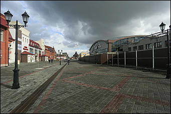 23 октября 2018 г., Барнаул. Екатерина Смолихина   На круги своя: почему на пешеходную улицу Барнаула вернулись палатки