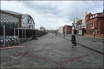 23 октября 2018 г., Барнаул. Екатерина Смолихина   На круги своя: почему на пешеходную улицу Барнаула вернулись палатки