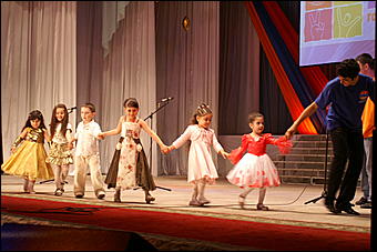 17 июня 2009 г., Барнаул   Праздник «Мы живем в России», посвященный Году молодежи