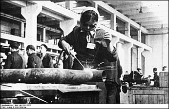 27 январь 2016 г., Барнаул   Кадры, запечатлевшие трагедию Освенцима