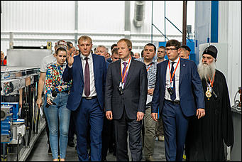 21 июня 2018 года   Барнаульский  завод АТИ торжественно открыл  цех  по  производству  безасбестовой тормозной колодки.