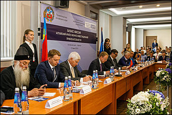 21 июня 2018 года   Барнаульский  завод АТИ торжественно открыл  цех  по  производству  безасбестовой тормозной колодки.